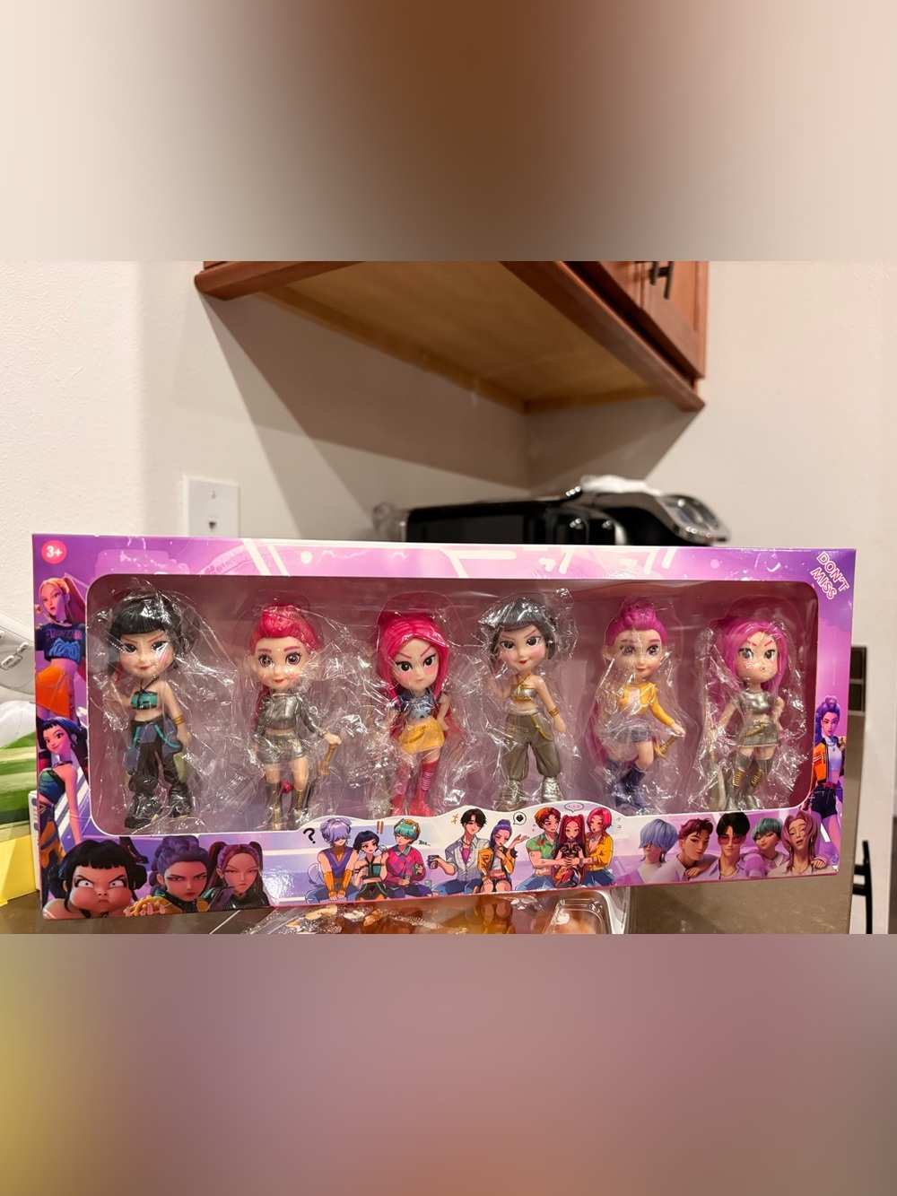 K-Pop Demon Hunters Purple & Pink Collectible Figure Set - 5-Pack